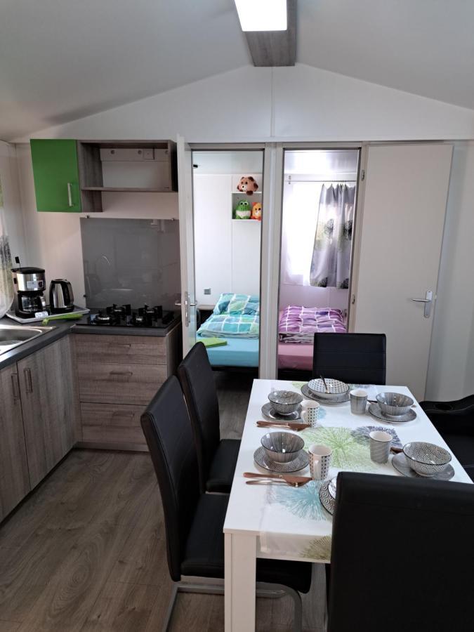 Mobilheim Chalet Bei Georg Seekirchen am Wallersee Extérieur photo